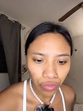 Nia Desire online show from March 11, 6:50 am