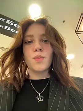 lucy-joy online show from March 12, 11:35 am