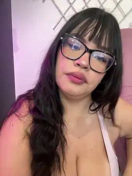 Emily Taylor2 online show from June 30, 2:00 am