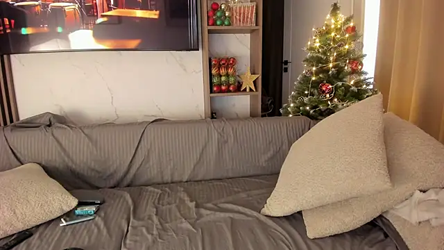 BonerBarbie online show from December 16, 12:55 pm