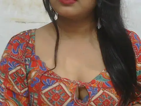 POOJA 199 online show from February 25, 9:19 am