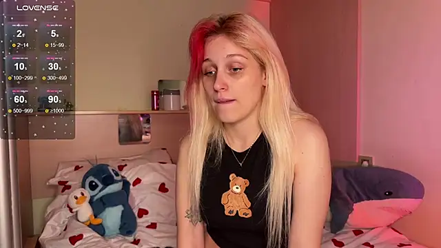  Annabel Myr  online show from September 19, 11:20 am