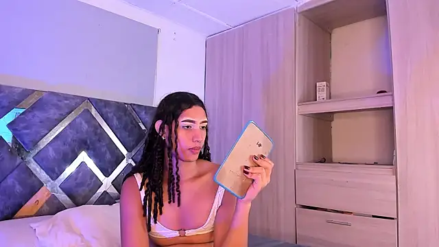 candice777 online show from October 29, 1:47 pm