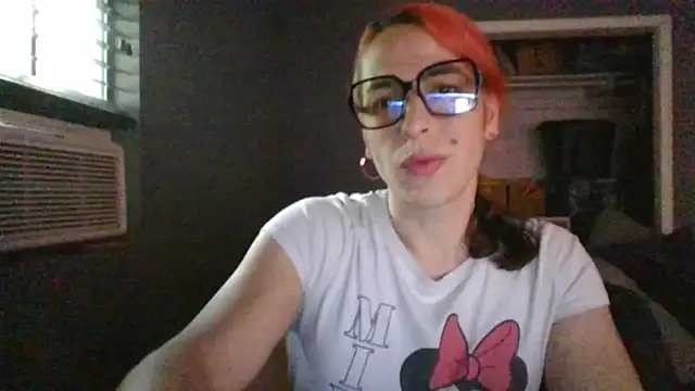 mayra mayhem online show from April 15, 3:23 pm