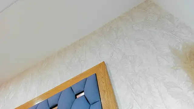 crystal sm online show from March 28, 8:36 am