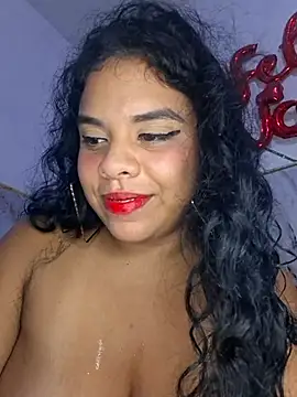 Yemaly Lee online show from April 6, 4:46 am