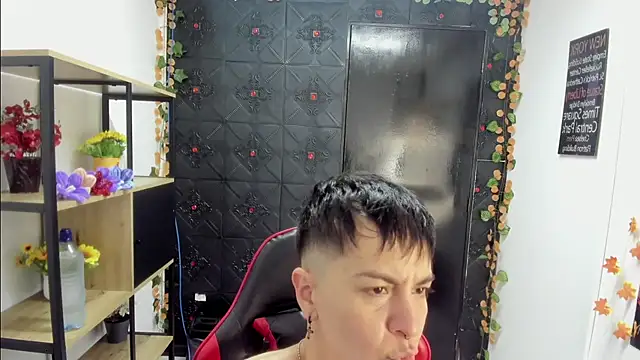  Hannah Hot online show from March 4, 2:40 am