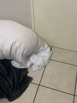 jayjayja19 online show from March 24, 5:02 am