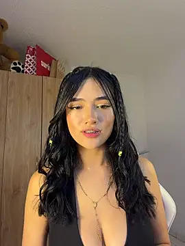 mandy222  online show from April 18, 4:37 am