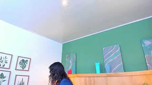 bellarivera  online show from December 17, 6:23 pm