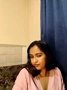 cute indianxo online show from March 30, 11:48 pm