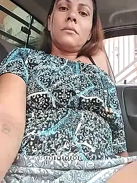 dyjaA online show from November 14, 6:41 pm