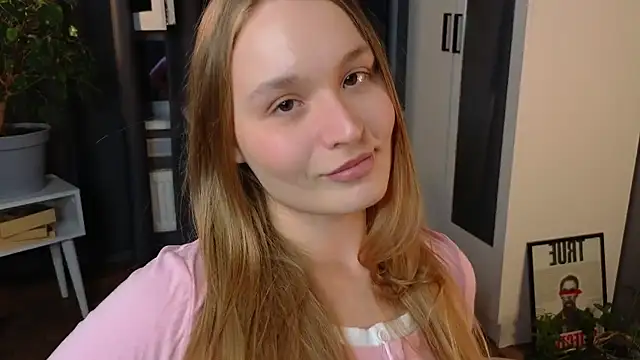 lisa schiele online show from October 6, 8:46 pm