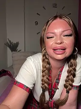  Lilly angel online show from December 21, 7:07 pm