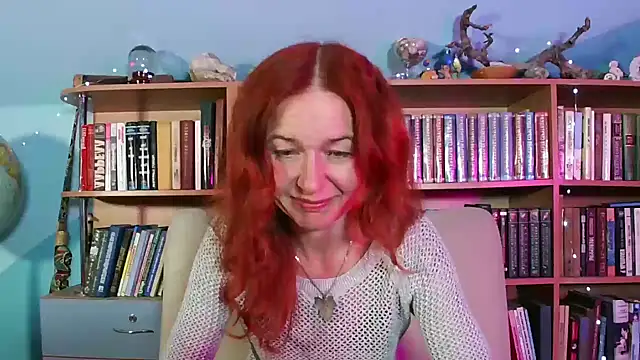 Foxilady357 online show from April 18, 1:57 pm