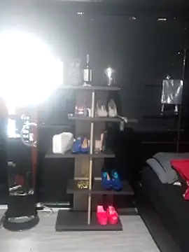 YiingandYang online show from February 19, 6:29 pm