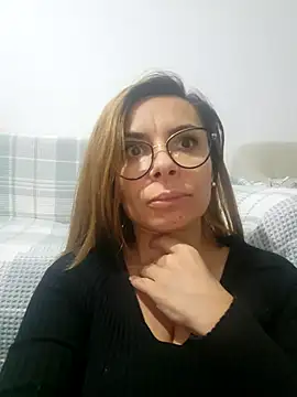 Victoria Vergara online show from October 1, 4:23 pm