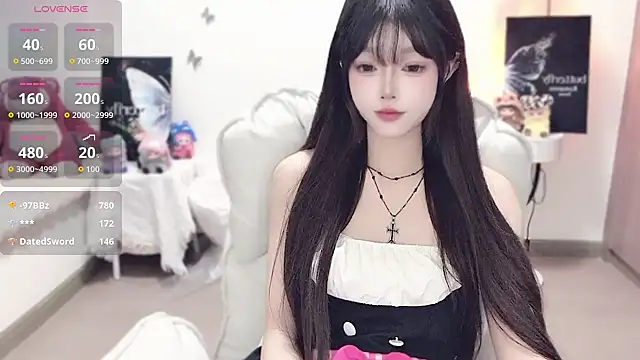 -EEBABY online show from October 29, 1:15 pm