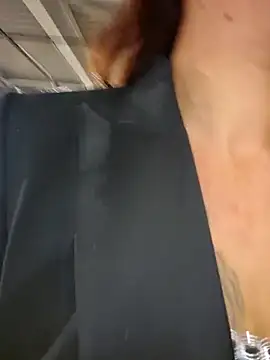 littleladyshelly online show from September 17, 6:33 am