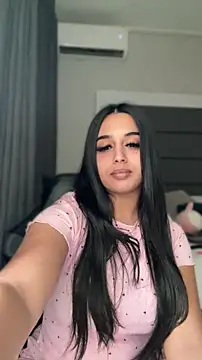 LilMisIndianx online show from April 16, 5:52 am