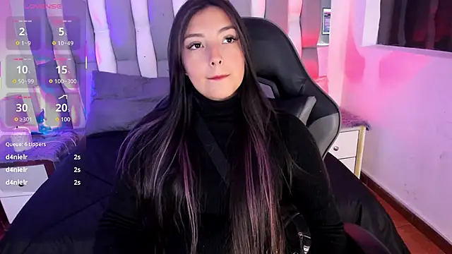 Snapshot of Adaara_Rey chatting on October 20, 7:50 pm Adaara Rey online show from October 20, 7:50 pm