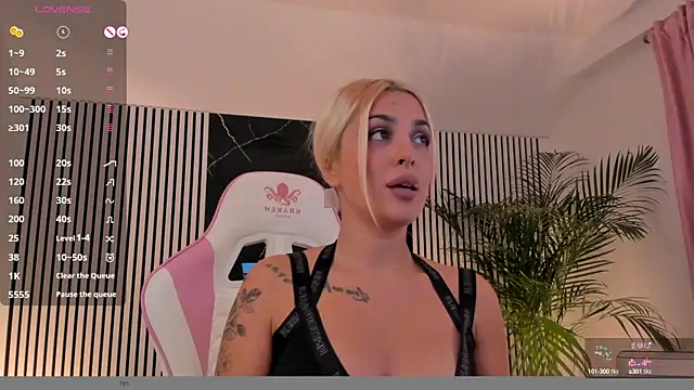 daisyblushh online show from October 27, 7:41 pm