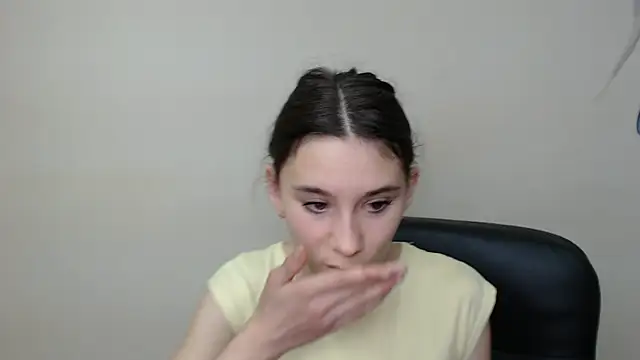 RosaRay  online show from September 26, 7:28 am