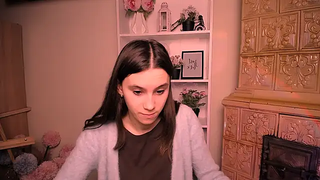 RosaRay  online show from April 8, 6:26 am