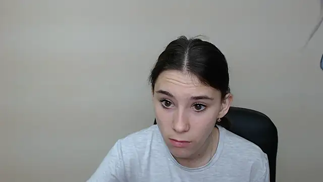 RosaRay  online show from September 16, 6:43 am