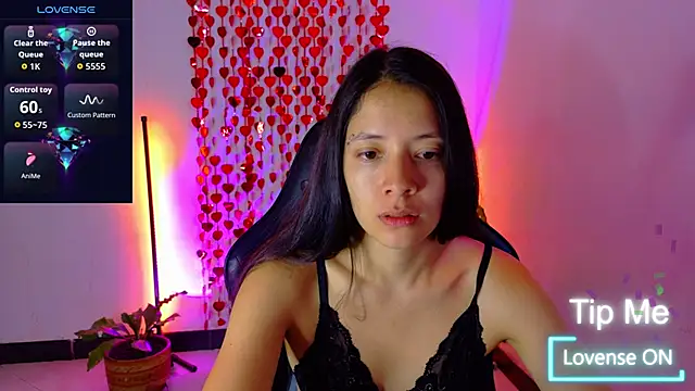 Sarasavage online show from May 28, 12:47 pm
