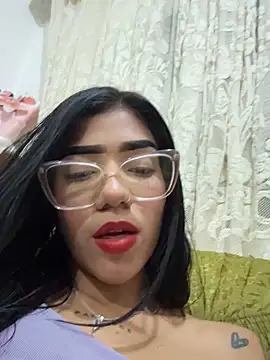 ElaRose 12 online show from April 14, 2:11 am