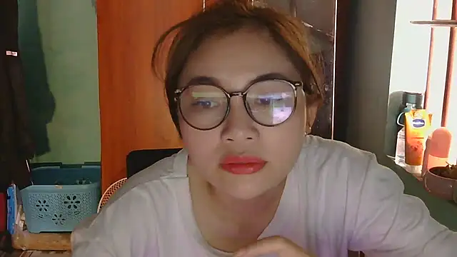 Uhem112 online show from October 28, 6:41 am