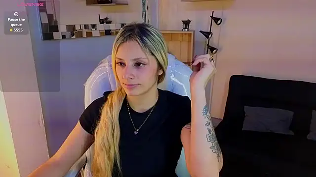 Jennaa Cooper online show from February 11, 10:44 pm