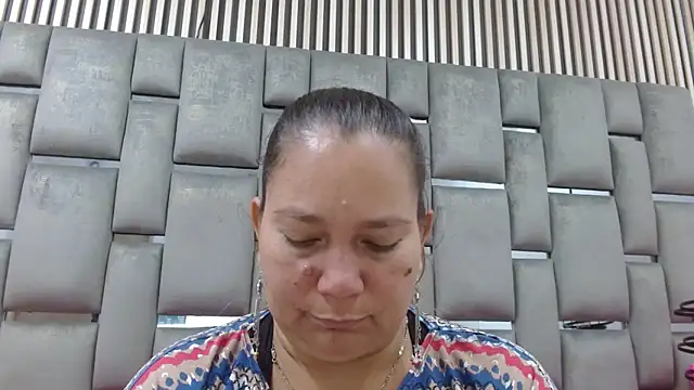Snapshot of loly47 chatting on October 8, 6:23 pm loly47 online show from October 8, 6:23 pm