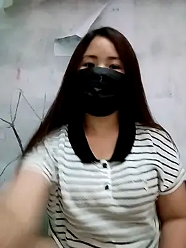 Snapshot of sia_143 chatting on September 14, 3:21 pm sia 143 online show from September 14, 3:21 pm