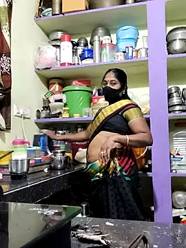 papukurty online show from November 23, 2:30 pm