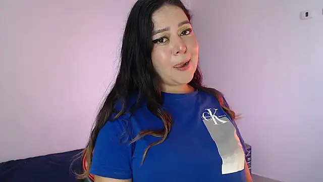 Abbyjoness21 online show from May 5, 8:01 pm