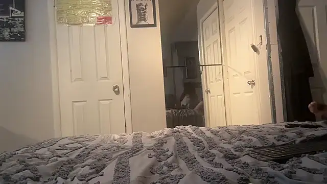 sexyred77713 online show from March 14, 3:07 am