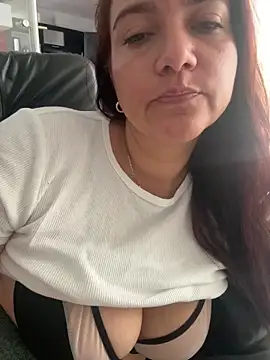 sweetdulcexxx online show from April 19, 6:10 pm