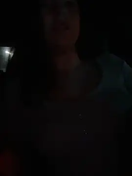 babykalirose online show from October 9, 1:32 am