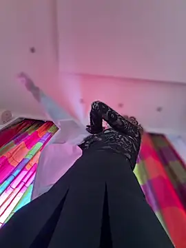 KellyKeler online show from February 5, 11:46 am