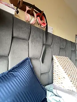 AllieYourGirl online show from September 22, 5:33 pm