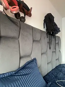 AllieYourGirl online show from December 5, 6:53 pm