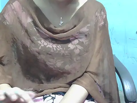 Snapshot of lovely_soniya chatting on October 15, 5:54 am lovely soniya online show from October 15, 5:54 am