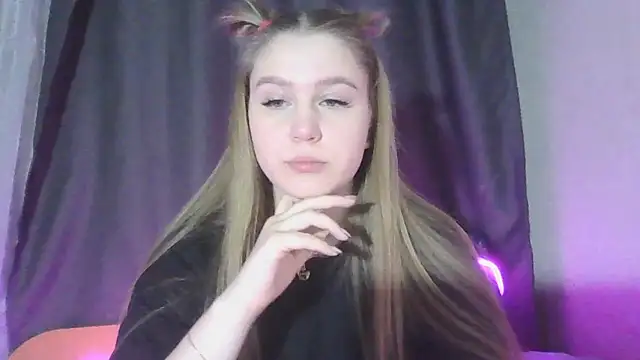 yourhoney Lola  online show from November 22, 5:59 pm