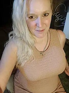 Bouncy-Bella28X online show from October 23, 11:05 am