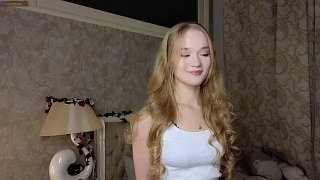 Emma Frosty online show from October 22, 6:46 pm