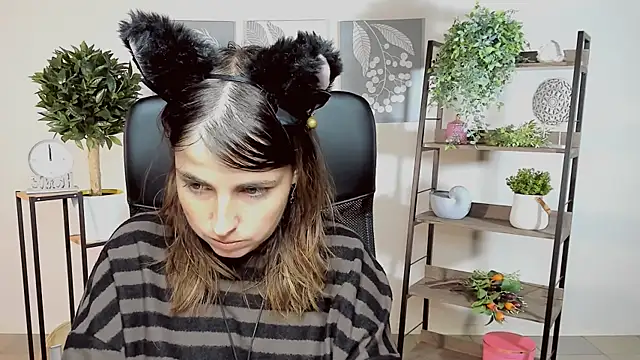 MartaEdams online show from October 15, 6:49 am