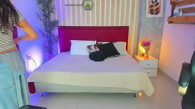 SamayRyann online show from March 2, 1:51 pm