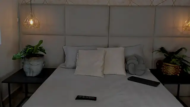 SamayRyann online show from May 28, 1:42 pm
